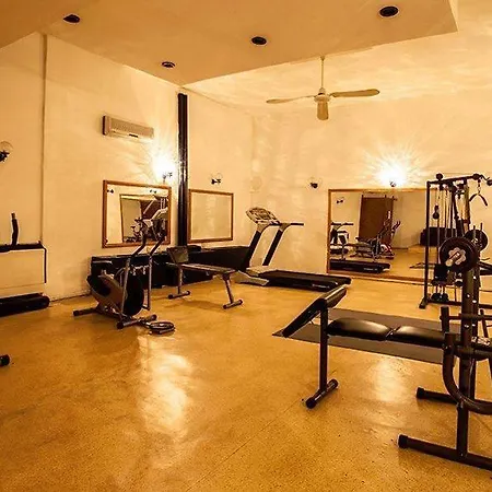 Bone Club Svs Hotell 4*